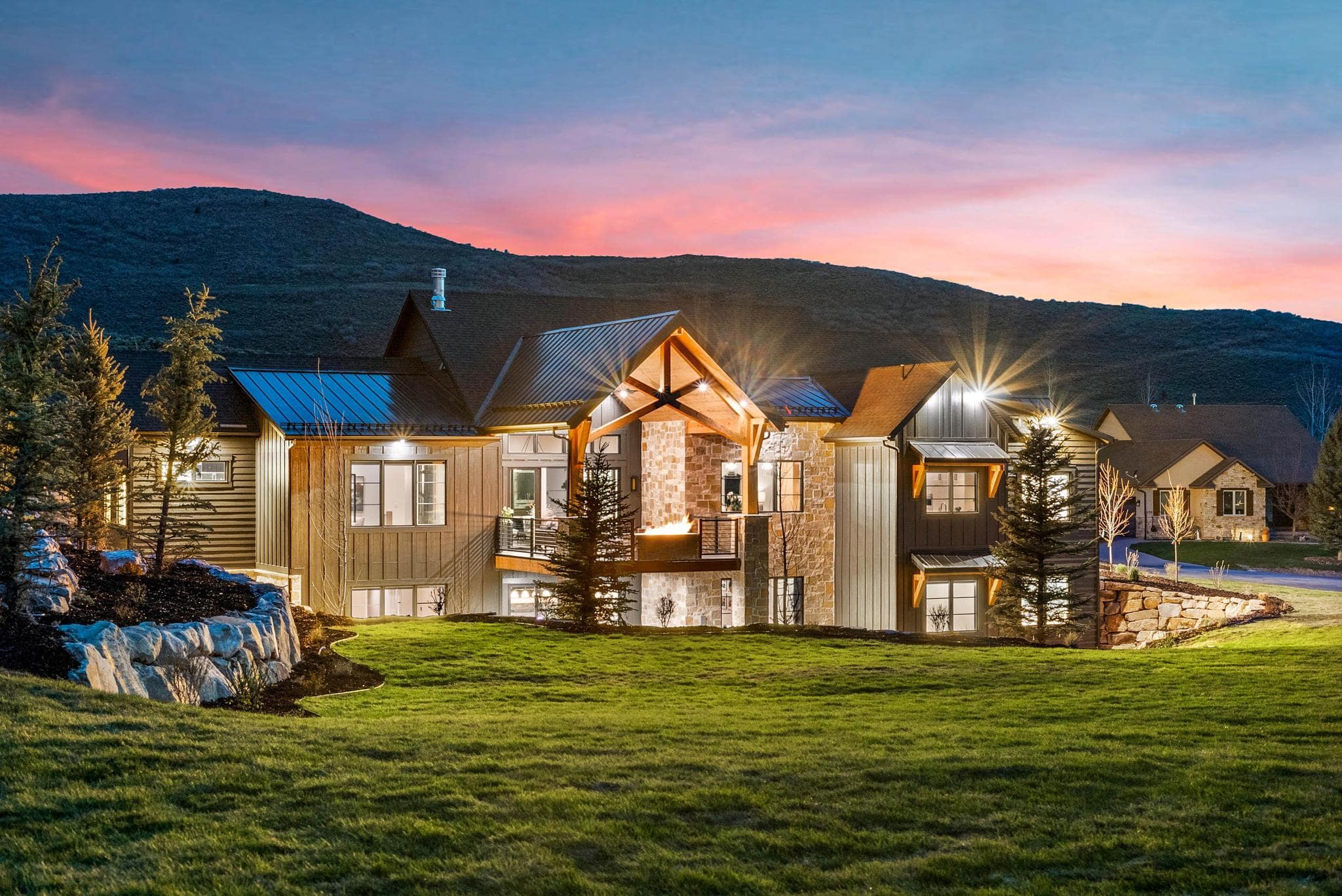 2CF0EC40-D1AF-4458-AD59-5CA08D907655-1-min